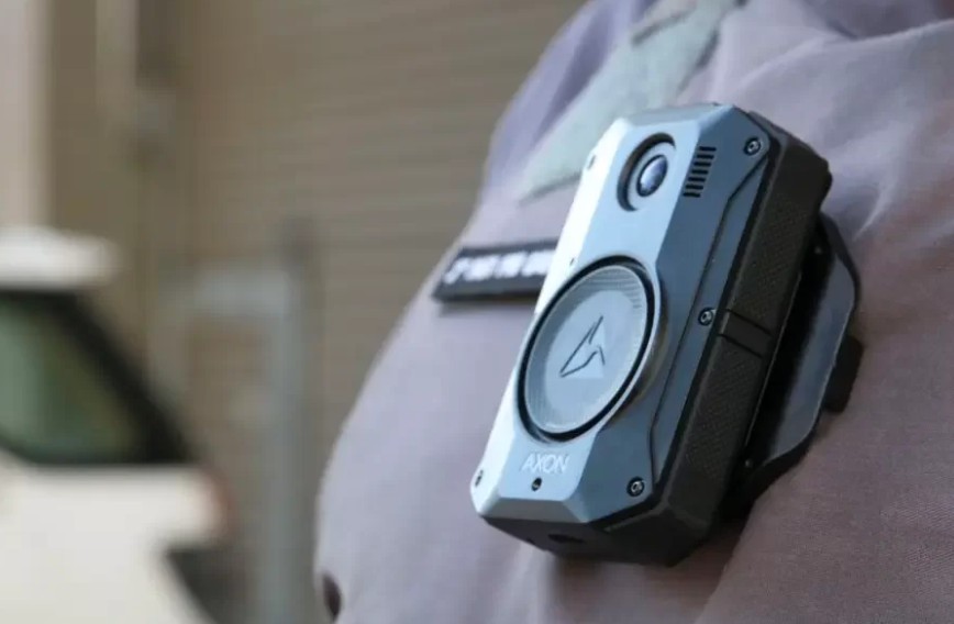 2121 - PGR defende uso de câmeras corporais por policiais