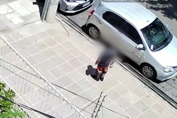 Capturar 84 360x240 - Polícia divulga vídeo de briga entre morador branco e motoboy negro no RS