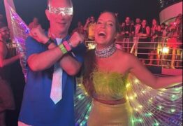 Ciro Gomes curte Navio da Xuxa ao lado da mulher, ex-paquita
