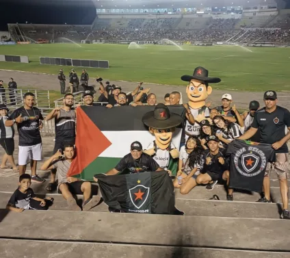 Torcida organizada do Botafogo-PB denuncia ação violenta da PM após ato em apoio à palestina