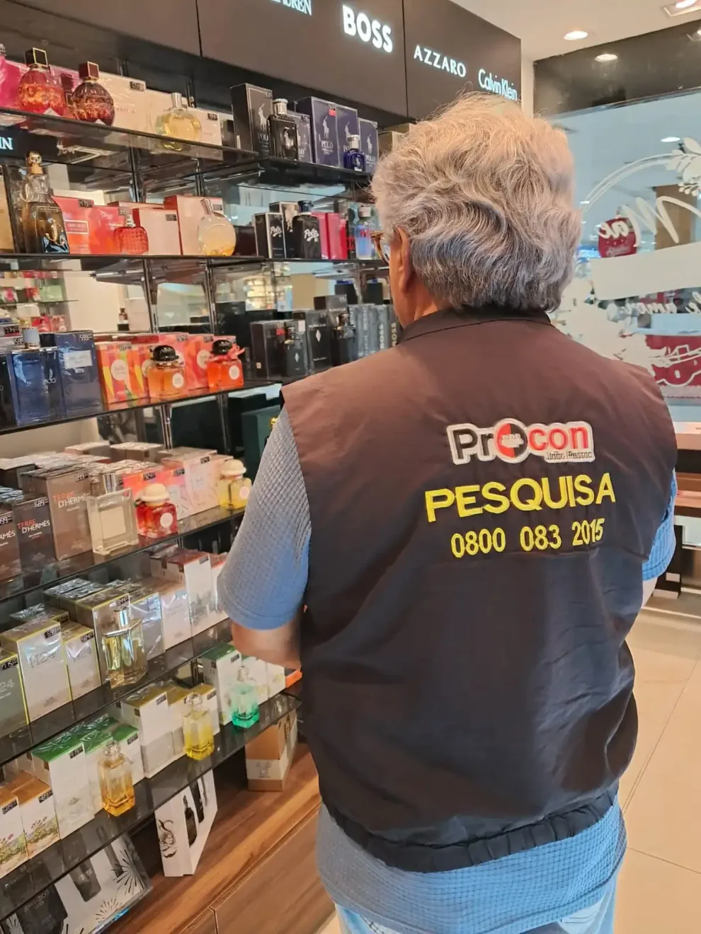 Pesquisa do Procon-JP encontra diferença de até R$ 430 no preço do perfume feminino Pesquisa do Procon-JP encontra diferença de até R$ 430 no preço do perfume feminino