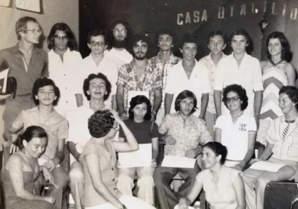 Gutemberg participou de curso de cinema ministrado pelo crítico e cineasta Jean-Claude Bernadet em 1976 Gutemberg participou de curso de cinema ministrado pelo crítico e cineasta Jean-Claude Bernadet em 1976