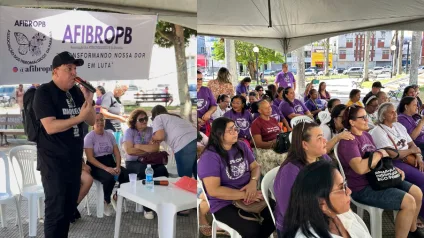 O vereador participou de um ato público na Praça João Pessoa, onde colocou seu gabinete à disposição para continuar sendo uma ponte entre as reivindicações da população e as ações concretas do poder público.