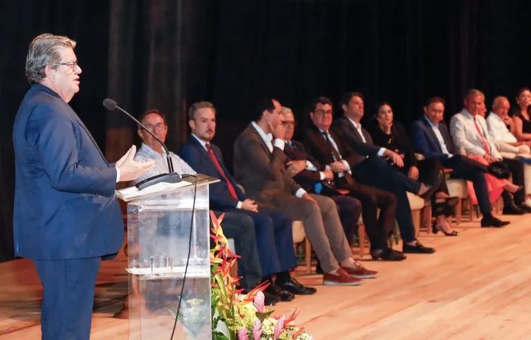 João Azevêdo abre 2º Fórum Brasil das Águas e lança ações voltadas para a gestão de recursos hídricos e sustentabilidade João Azevêdo abre 2º Fórum Brasil das Águas e lança ações voltadas para a gestão de recursos hídricos e sustentabilidade
