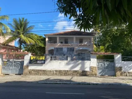 Casarão histórico com 30 quartos à venda em João Pessoa viraliza nas redes sociais; confira o valor
