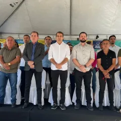 Prefeito de São José de Piranhas empossa 152 aprovados em concurso público