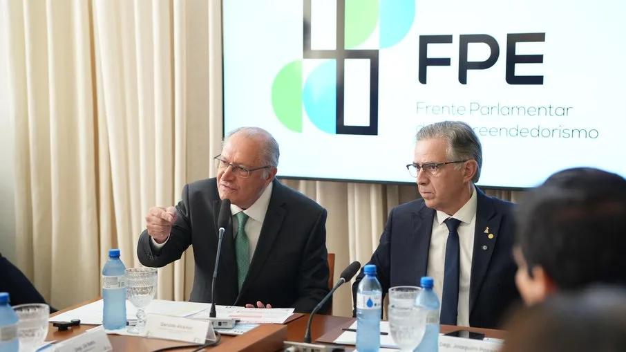Vice-presidente Geraldo Alckmin diz que fim da escala 6x1 é tendência mundial Vice-presidente Geraldo Alckmin diz que fim da escala 6x1 é tendência mundial