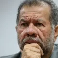 Lupi pede demissão e deixa Ministério da Previdência; Wolney Queiroz assume o cargo