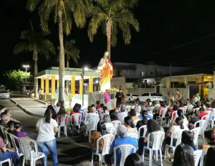 Prefeitura de Mari entrega reforma do coreto da Praça Central com noite de fé e celebração Prefeitura de Mari entrega reforma do coreto da Praça Central com noite de fé e celebração