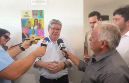 De olho em 2026, João Azevêdo sinaliza candidatura ao Senado: “Estarei nessa análise de forma muito firme”; assista