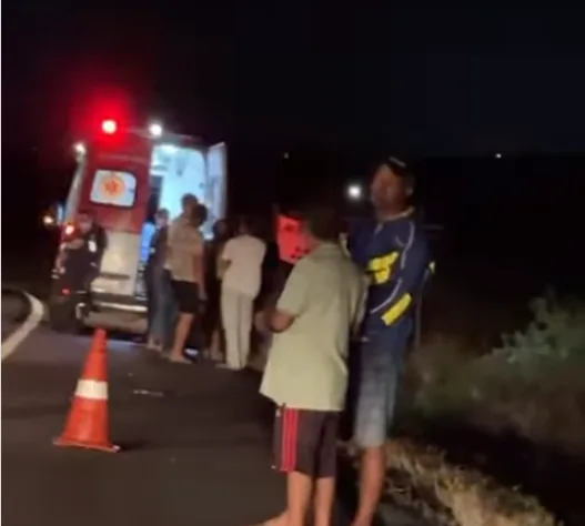 TRAGÉDIA: Mulher morre após ser atropelada por caminhão em ponto de ônibus na cidade de Campina Grande TRAGÉDIA: Mulher morre após ser atropelada por caminhão em ponto de ônibus na cidade de Campina Grande