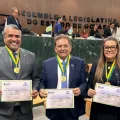 Deputados Adriano Galdino e Cicinho Lima recebem honraria na Assembleia Legislativa de Goiás