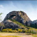 Pêndulo da Pedra da Boca, em Araruna, é suspenso temporariamente pela Sudema