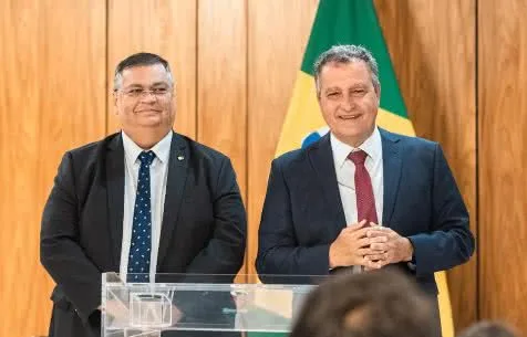 Respiradores nunca entregues na pandemia: Inquérito contra Rui Costa volta ao STF sob relatoria de Flávio Dino