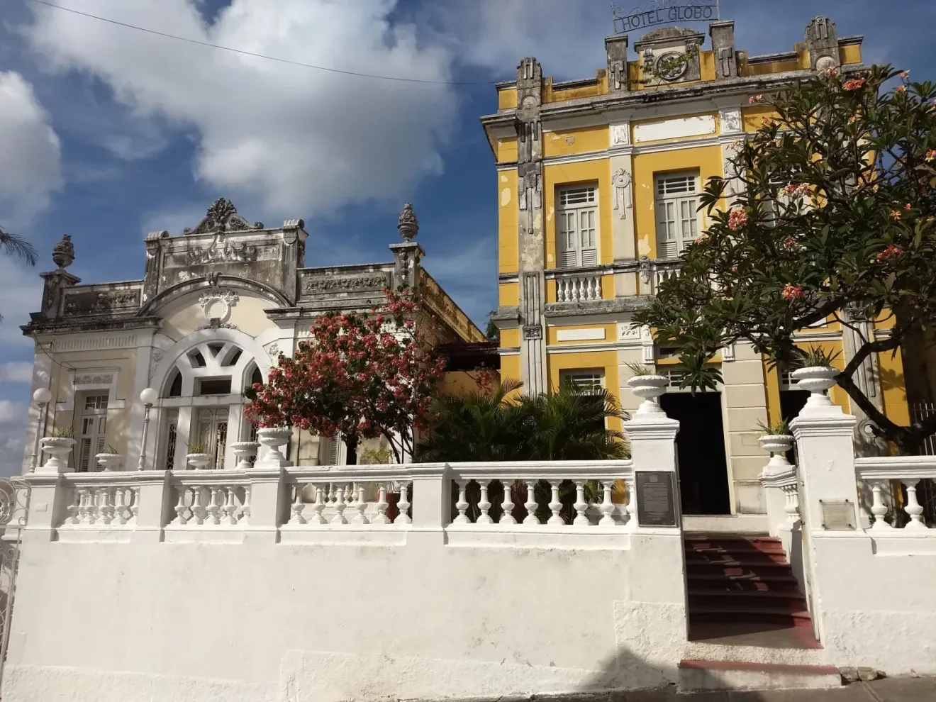 Exposição coletiva ‘(Des)construções’ encerra neste domingo no Hotel Globo Exposição coletiva ‘(Des)construções’ encerra neste domingo no Hotel Globo