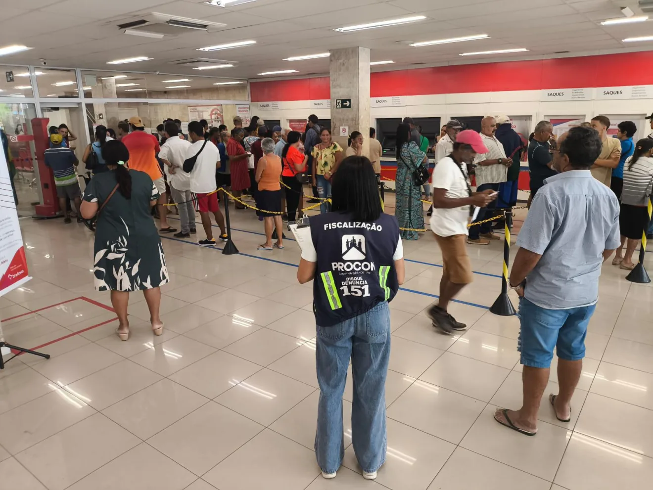 Agências do Bradesco são multadas em quase meio milhão de reais pelo Procon de Campina Grande Agências do Bradesco são multadas em quase meio milhão de reais pelo Procon de Campina Grande