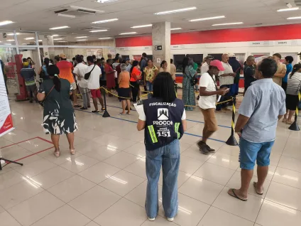 Agências do Bradesco são multadas em quase meio milhão de reais pelo Procon de Campina Grande