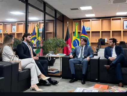 Prestígio: Bruno e Juliana apresentam demandas de Campina a ministros e os convidam para ‘O Maior São João do Mundo’