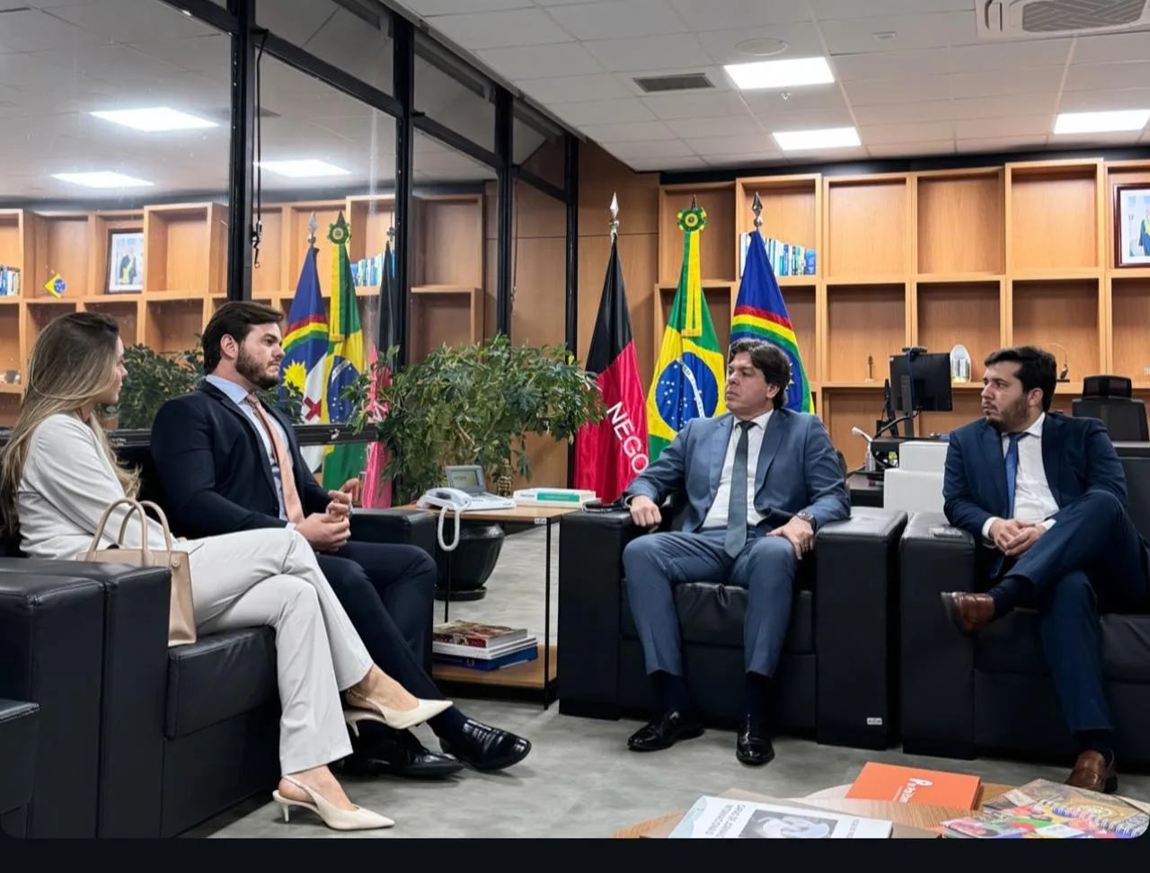 Prestígio: Bruno e Juliana apresentam demandas de Campina a ministros e os convidam para ‘O Maior São João do Mundo’ Prestígio: Bruno e Juliana apresentam demandas de Campina a ministros e os convidam para ‘O Maior São João do Mundo’