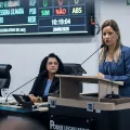 Deputada Danielle do Vale reforça cobrança por abastecimento de água em Mamanguape durante audiência pública na Câmara de Vereadores