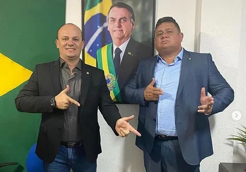 Crise no bolsonarismo paraibano: Cabo Gilberto e Wallber trocam acusações e expõem divergências Crise no bolsonarismo paraibano: Cabo Gilberto e Wallber trocam acusações e expõem divergências