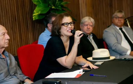 Helena Medeiros toma posse e se torna a primeira mulher a presidir o Sindifisco-PB