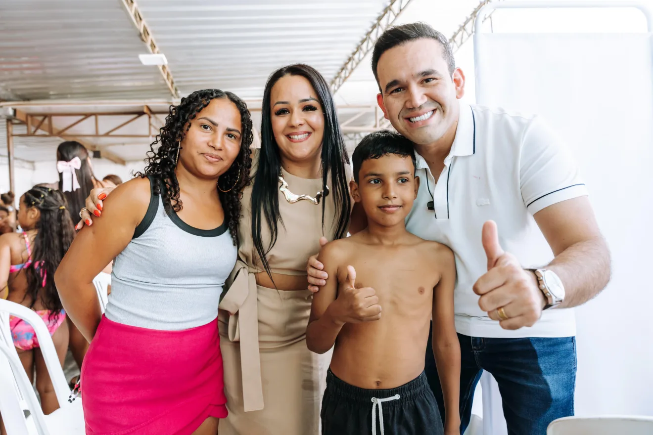 Dr.Jhony participa de ações especiais nos bairros da Ramadinha e do Mutirão e reforça compromisso com as comunidades Dr.Jhony participa de ações especiais nos bairros da Ramadinha e do Mutirão e reforça compromisso com as comunidades