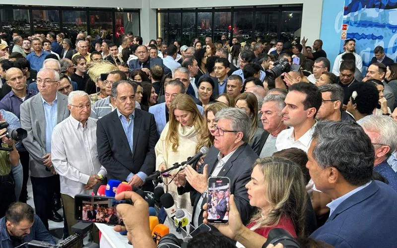 Governador inaugura a primeira fase do Centro de Convenções de Campina Grande