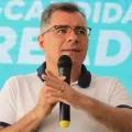 Gesto em vídeo de campanha rende multa de R$ 30 mil a Artur Bolinha