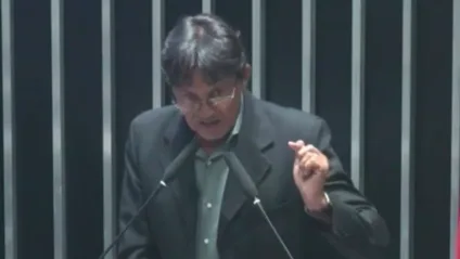 Vereador de Guarabira chama servidor público de "câncer" e causa revolta nas redes sociais; vídeo Vereador de Guarabira chama servidor público de "câncer" e causa revolta nas redes sociais; vídeo