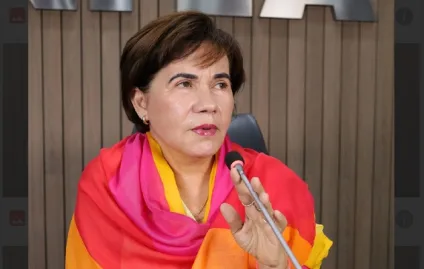 Conselheira Federal Giucelia, comemora fim dos cursos de engenharia 100% EAD