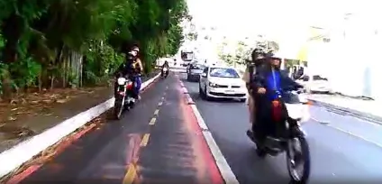Motociclistas invadem ciclovia que liga Miramar ao Castelo Branco; veja vídeo