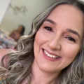 Idoso embriagado atropela e mata mulher em praça pública; veja vídeo