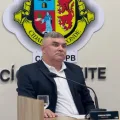 Vereador de Conde tenta fugir da polícia, colide com viatura e é autuado em João Pessoa