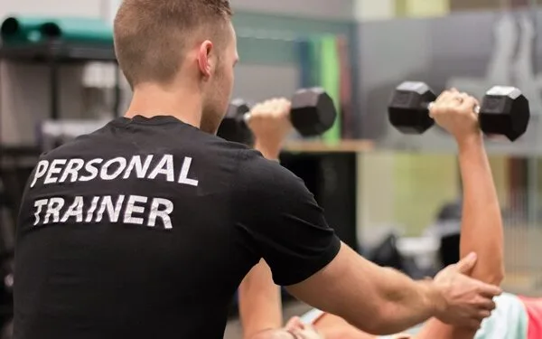 TJPB suspende lei que proibia cobrança de personal trainers em academias na Paraíba