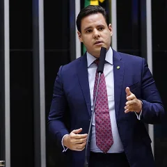 Deputado Rodrigo Valadares (União-SE). Reprodução: Câmara dos Deputados.