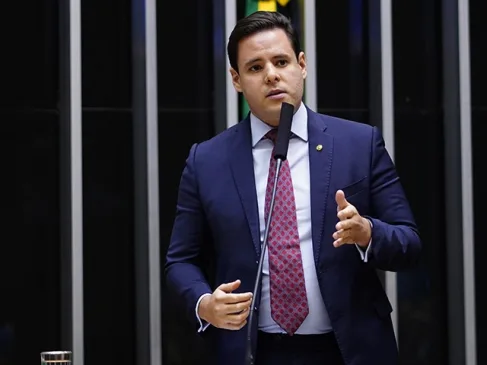 Deputado Rodrigo Valadares (União-SE). Reprodução: Câmara dos Deputados.