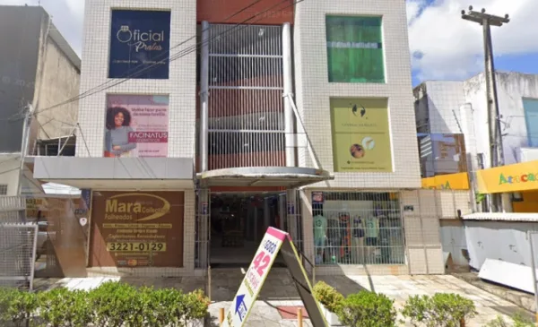 VIOLÊNCIA: Duas pessoas são baleadas após tiroteio em joalheria no Centro da Capital