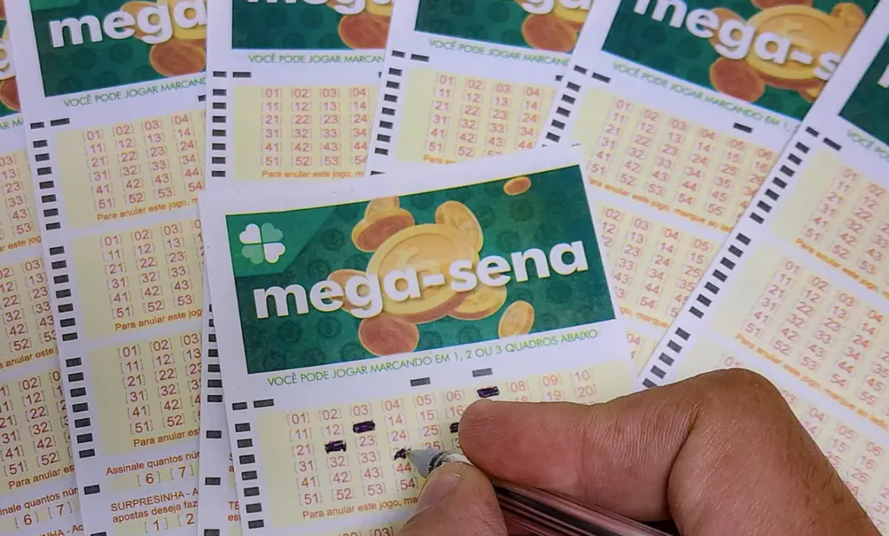 Mega-sena acumula e prêmio chega a R$ 45 milhões