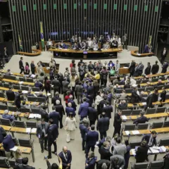 Senado aprova texto-base que aumenta deputados com impacto de R$ 65 milhões; senadores paraibanos foram favoráveis