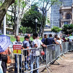Desemprego no Brasil cai para 6,2% e atinge menor nível desde 2012