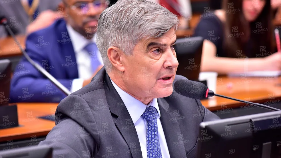 Wellington Roberto nega articulações com PL para 2026 e ironiza indicação de vice na chapa de Queiroga: “eu tenho juízo”