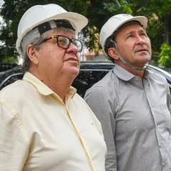 João Azevêdo fortalece Secretaria de Infraestrutura e amplia poder de Deusdete Queiroga