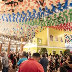 “Arraiá Mangabeira” tem shows em dose dupla nesta semana: “Forró dos Namorados” (12) e Gael & Ercília e Myra Maya na sexta (13)