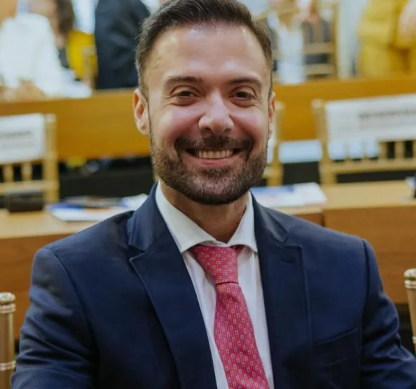 Caio Roberto evita falar sobre saída do PL e adia definição sobre futuro político: “Vai ficar para o fim do segundo tempo”