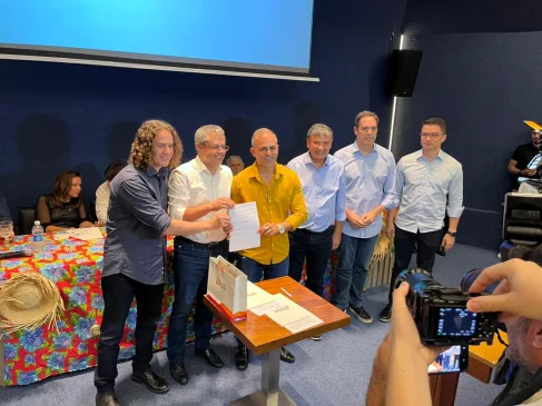 Veneziano destaca ações do governo Lula e do BNB para promover independência econômica de beneficiários do Bolsa Família