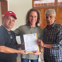 Prefeito Luiz Claudino acompanha vereador Zé Ivan em reunião com Veneziano e solicita apoio para São João do Rio do Peixe