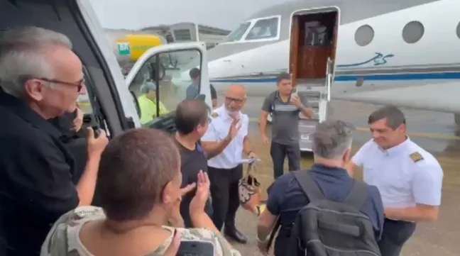 Cícero desembarca em Natal e segue para João Pessoa, onde concederá entrevista coletiva