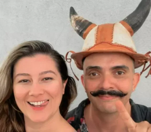 Vagner Macedo e Bela Mantovani vivem uma relação liberal Imagem: Reprodução