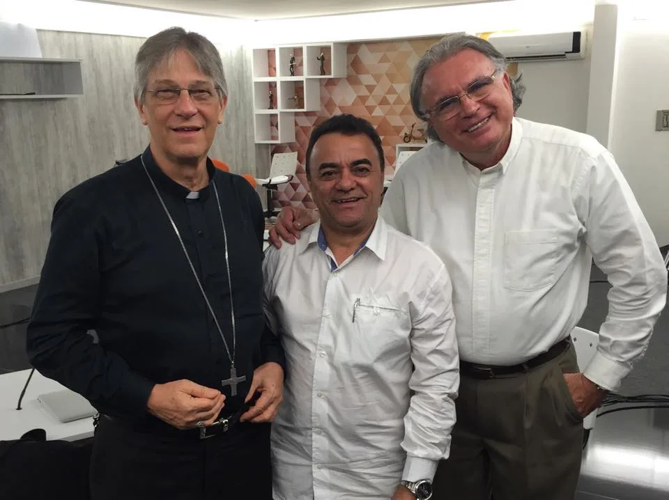 Especial de Natal na TV MAster; participação do ex Arcebispo Dom Aldo e do Pastor Estevam